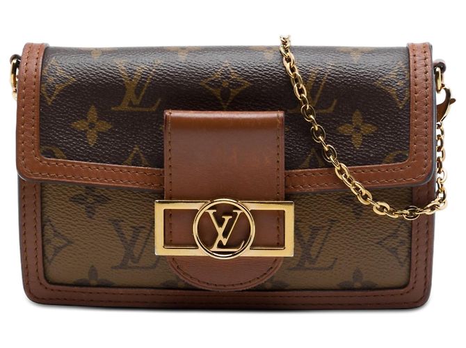 Louis Vuitton Dauphine Wallet on Chain in braun Monogram Reverse
