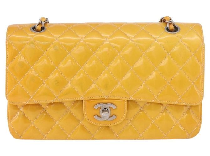 Chanel Timeless - Classic Double Flap Quilted Patent Small Giallo
