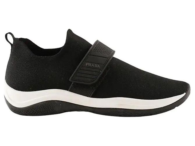 Prada Schwarze Sneaker