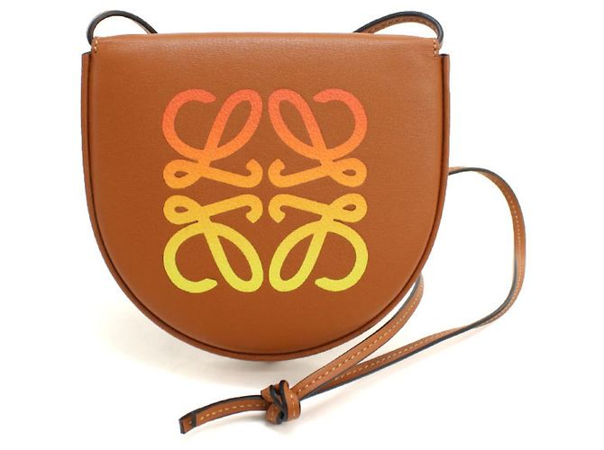 Borsa a tracolla in pelle di vitello marrone Loewe