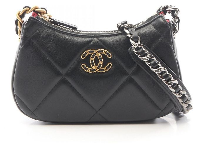Chanel 19 Matelassé Small Hobo Schultertasche Schwarz