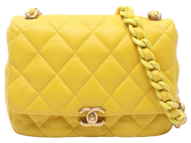 Borsa a Spalla Chanel Mini Matelassé Giallo
