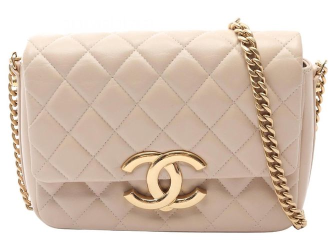 Timeless Chanel Matelassé Lederhandtasche Beige