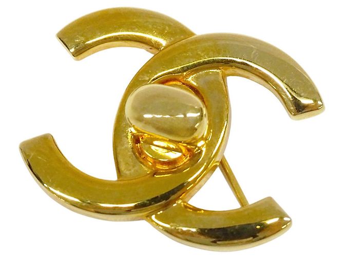 Chanel Vintage Turnlock Brosche Golden