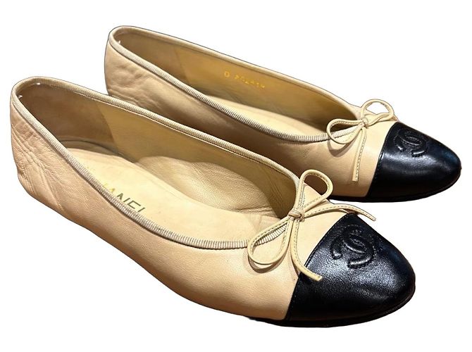 Chanel Sapatilhas de Ballet Two-Tone Preto Bege