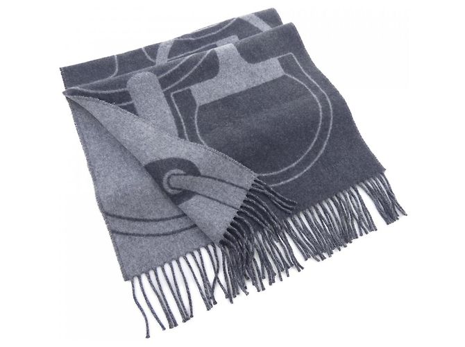 Hermès Hermes Cashmere Stole in Gray Brown