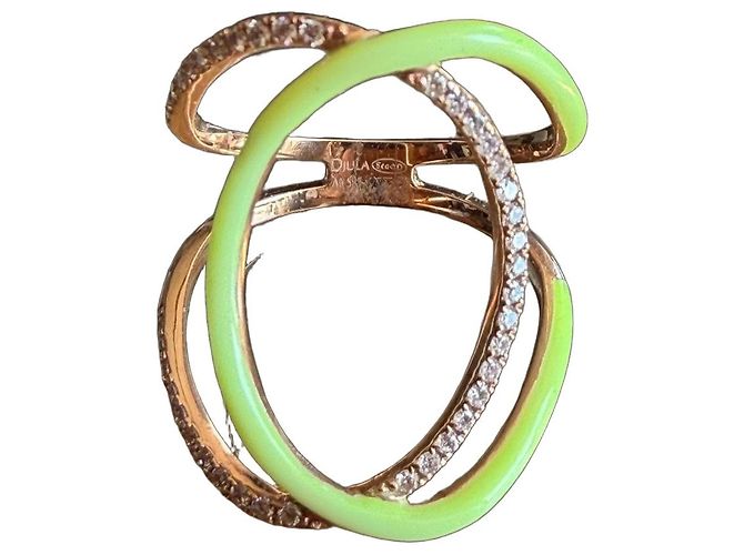 Anel Djula em ouro rosa 18k e diamantes com esmalte verde Dourado