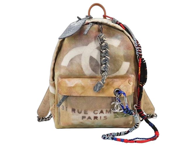 Mochila Chanel Graffiti Canvas & Leather Bege Usada