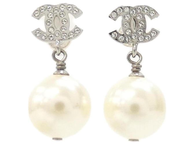 Orecchini a lobo Chanel 36138 Argento e Bianco