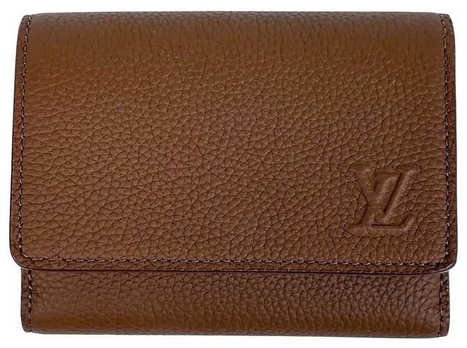 Louis Vuitton Victor Tri-fold Wallet in Brown Leather