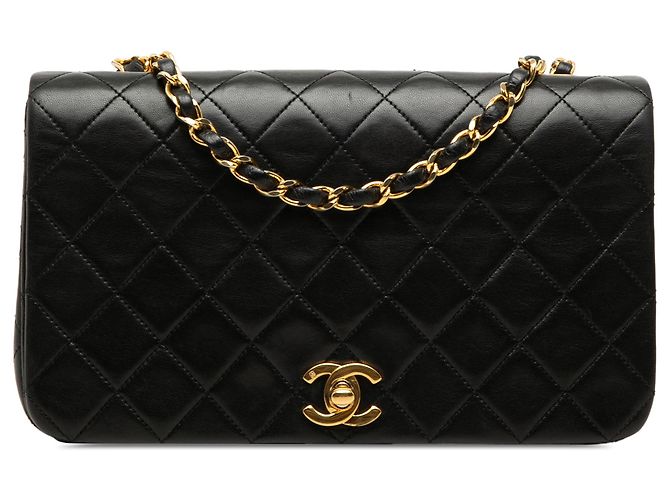 Chanel Black Medium CC Quilted Lambskin Full Flap Nero