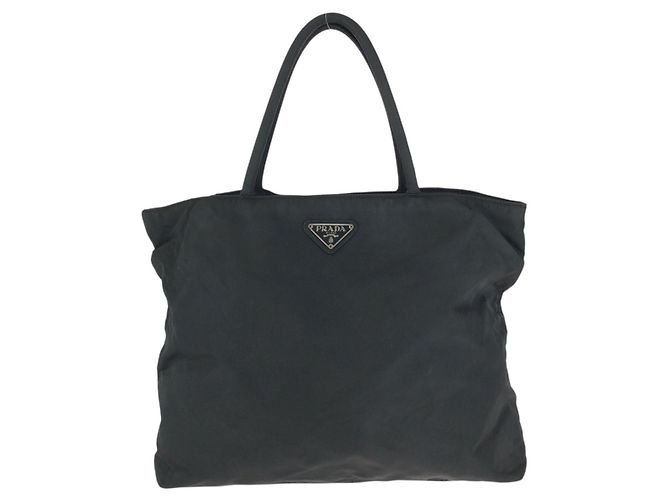 Tote en nylon Prada avec logo triangle Noir