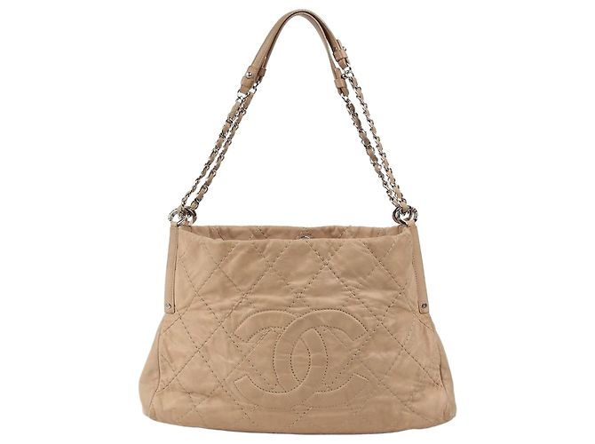 Chanel Borsa a tracolla con catena logo CC Marrone