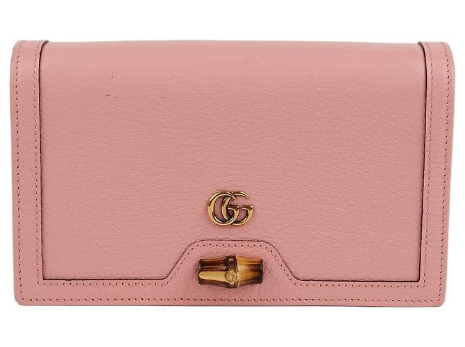 Gucci Borsa a tracolla mini Diana in bambù Rosa