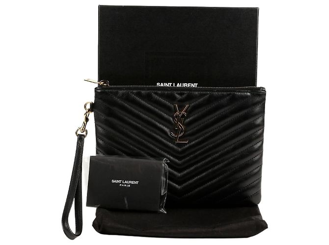 Saint Laurent Pochette Monogram Matelassé Nero