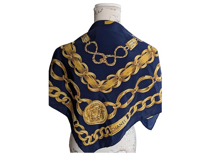 Carré in seta Chanel Blu D'oro