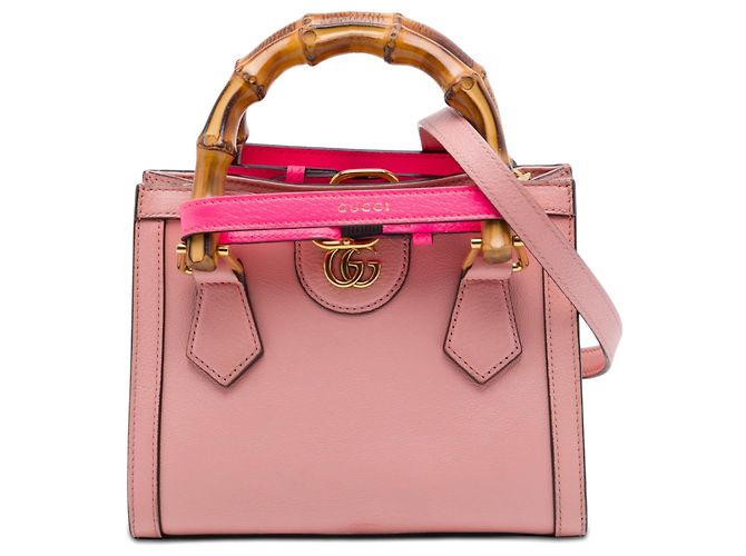 Bolsa Gucci Diana Mini em couro de bezerro rosa