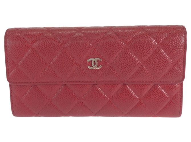 Portafoglio lungo matelassé rosso Chanel