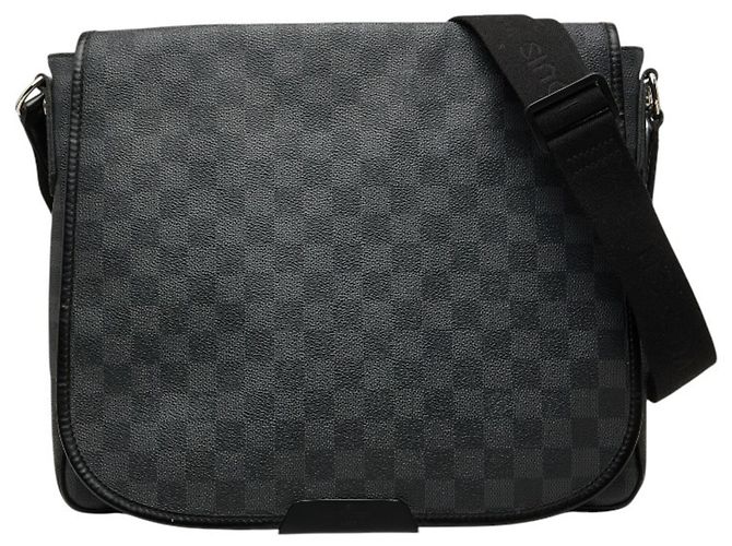Borsa a tracolla Louis Vuitton Damier Graphite Daniel MM Nero