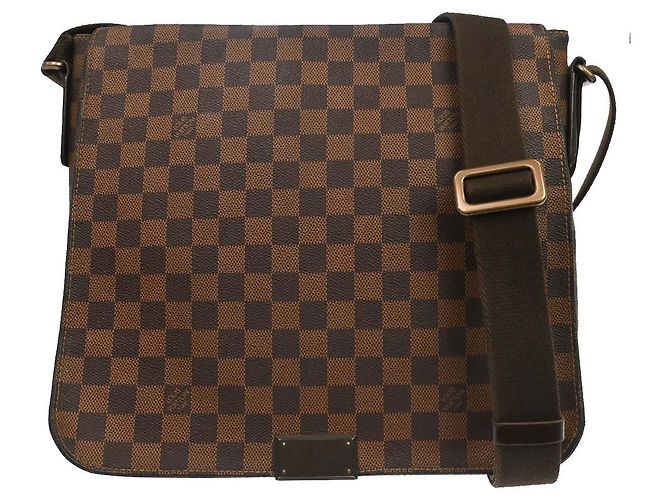 Louis Vuitton District Messenger Damier Ebene MM Marrom