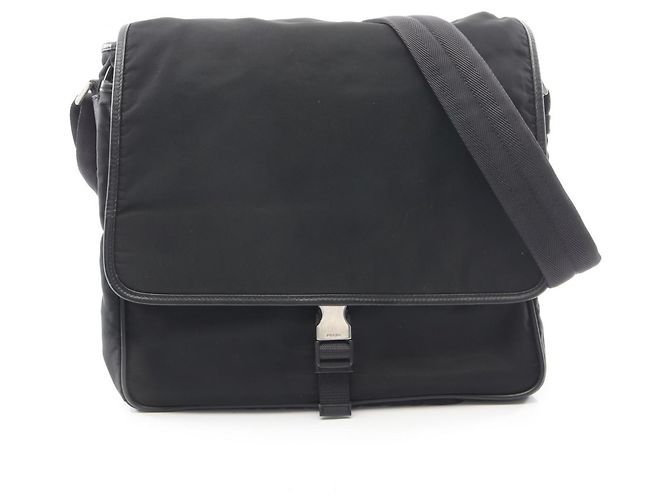 Saffiano Borsa a tracolla con patta Prada Nero 