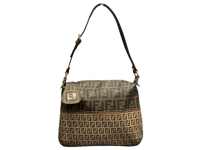 Bolsa de Ombro Fendi Zucca Marrom