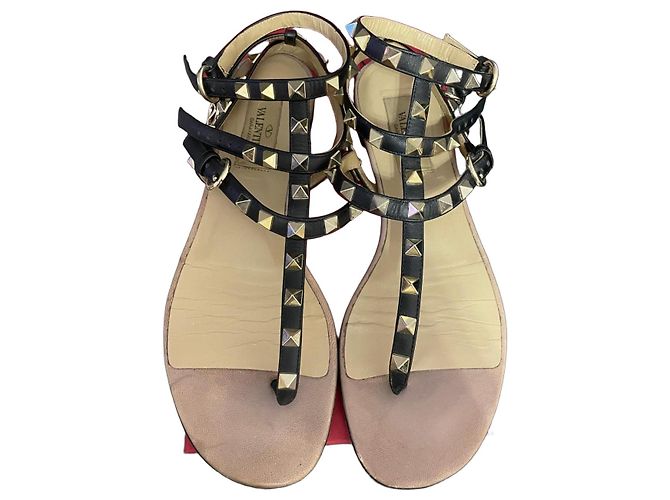 Valentino Garavani Sandali Rockstud Nero Gold hardware