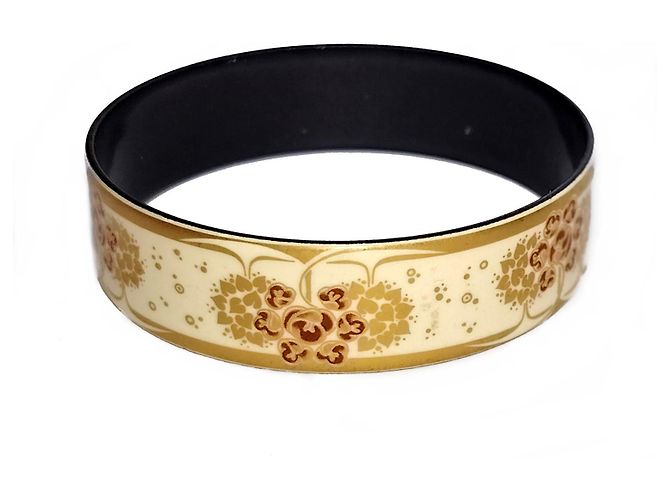 Bracelet jonc Michaela Frey émail floral Autriche Écru