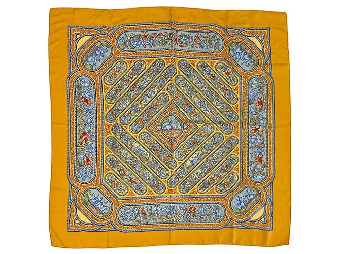Hermès Sciarpa in seta multicolore Hermes Giallo 