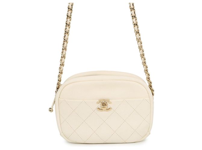 Camera Bolsa de ombro em couro marfim Chanel Cru
