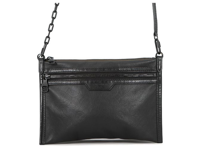 Bolsa de Ombro Louis Vuitton Monogram Shadow Preto Caqui Monograma