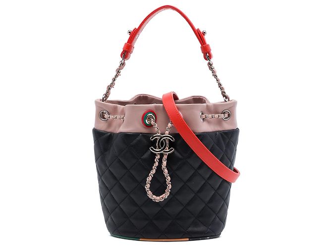 Borsa a secchiello Chanel Black CC Multicolor in agnello trapuntato Cuba Nero