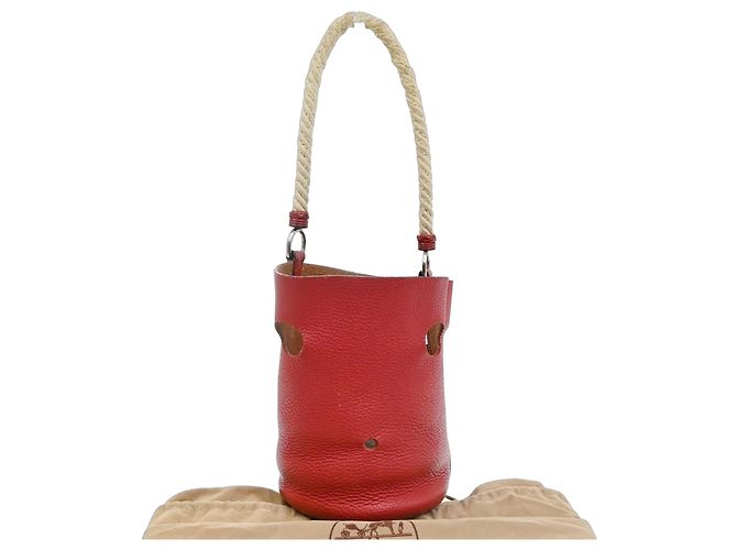 Hermès Hermes Mangeoire Taurillon Clemence Leather PM Rouge