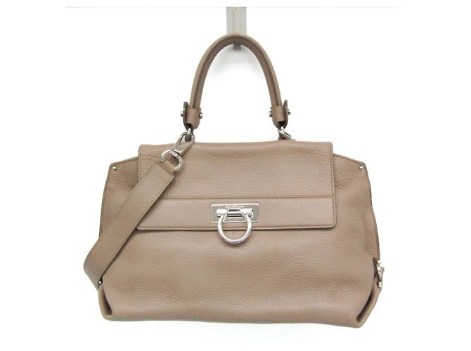 Sac Sofia en cuir Salvatore Ferragamo Taille Medium Rose