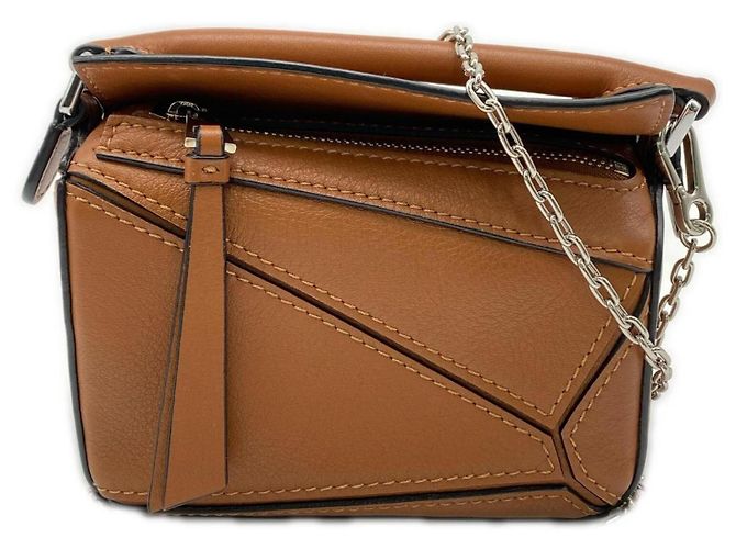 Mini bolsa de ombro Loewe Puzzle Edge em couro de bezerro marrom