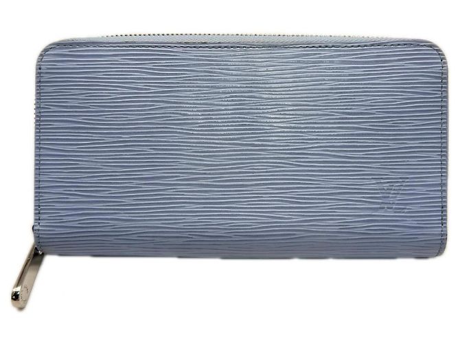 Cartera Louis Vuitton Epi Zippy en Blue Nuage Azul