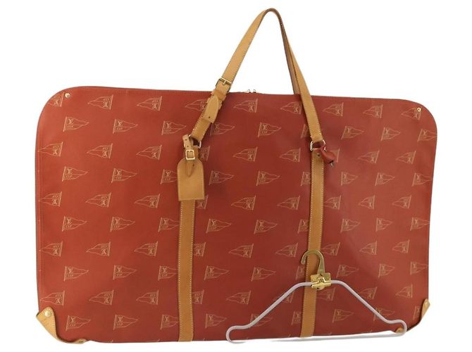 Funda para ropa LOUIS VUITTON LV Cup Roja LV Auth 188934