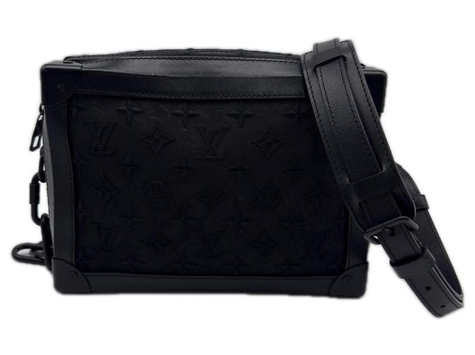 Borsa a tracolla Louis Vuitton See-through Soft Trunk Nero