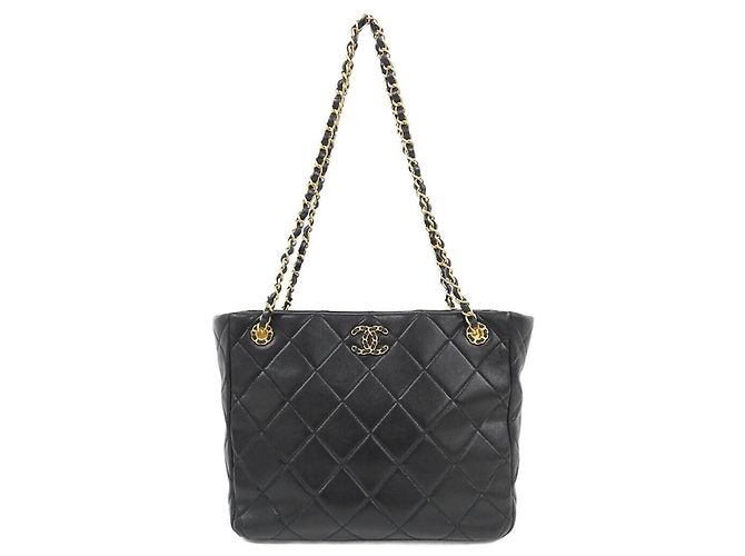 Timeless Chanel Handtasche aus schwarzem Lammleder