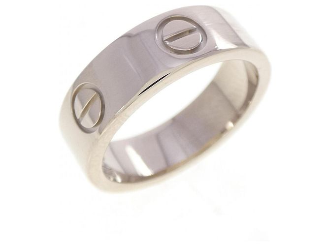 Anillo Love de Cartier en oro blanco de 18K