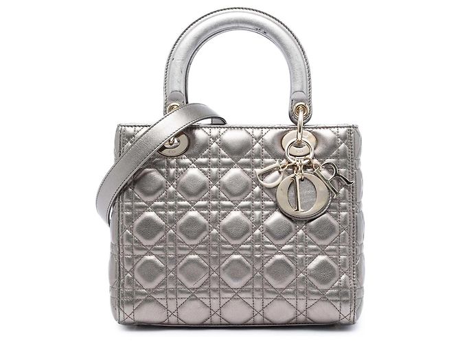 Lady Dior aus silberfarbenem Metallic-Lammleder, Größe Medium