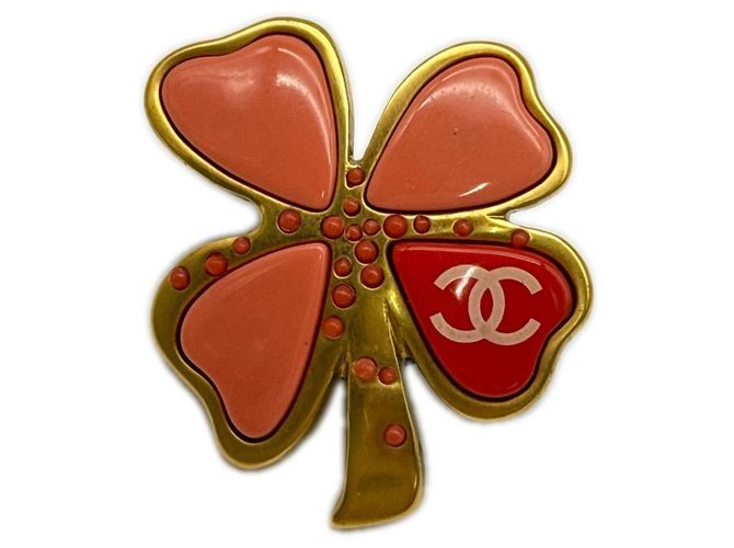 Broche Chanel Clover Coco Mark Rosa Roja Dorado