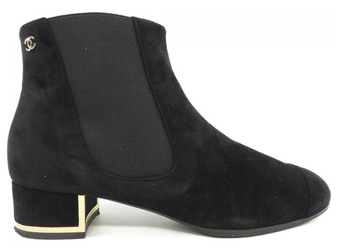 Timeless Chanel Kid Suede Short Boots Black