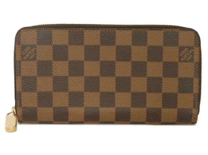 Louis Vuitton Zippy Wallet in Damier Canvas Brown Damier ebene