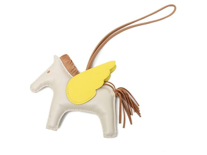 Hermès Charm de sac à main Hermes Rodeo MM Pegasus Doré
