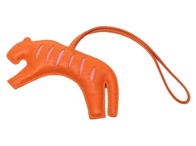 Hermès Hermes L'Oro Tiger Accessorio Charm Rosa Arancione
