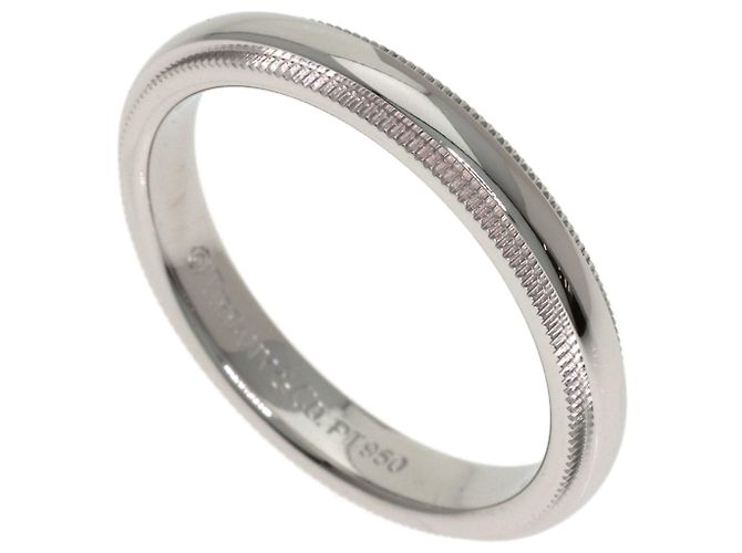 Anillo de banda de platino Milgrain Tiffany & Co.