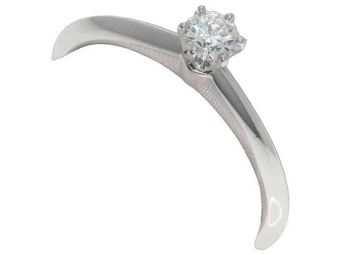 Bague solitaire en diamant Tiffany & Co.