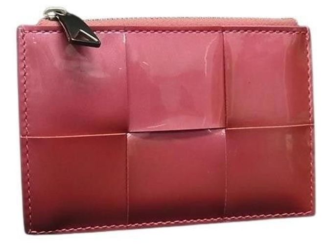 Tarjetero de charol rosa Bottega Veneta