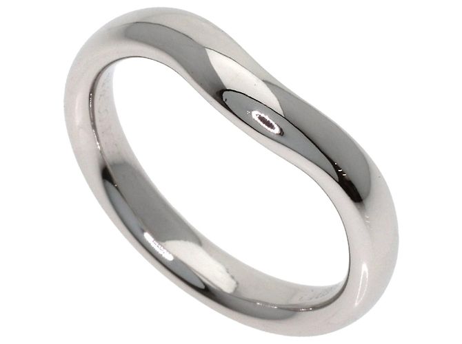 Anillo de banda curva Tiffany & Co. en platino